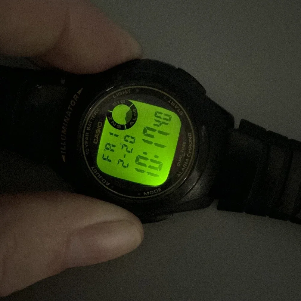 Casio 3233 F-200 Mens Watch 40mm Gray Digital Dial Black Resin Illuminator